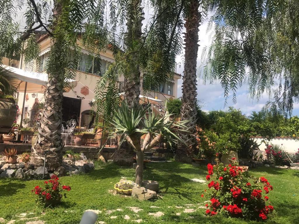 La Capanna Di Giuseppe E Maria Bed & Breakfast Taormina Bagian luar foto