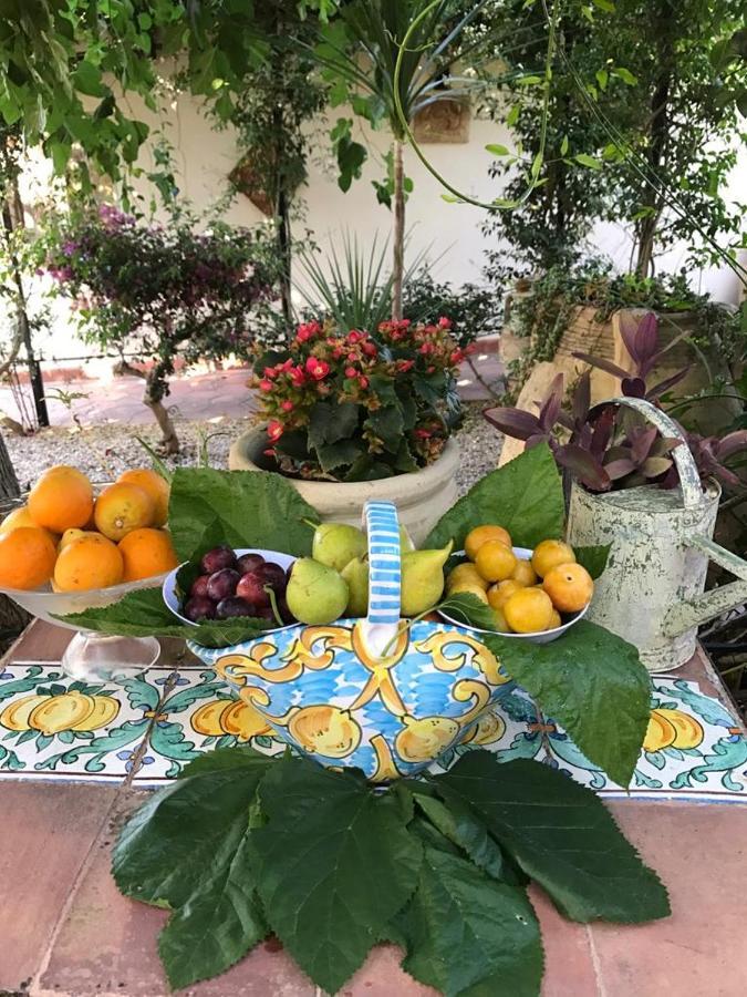 La Capanna Di Giuseppe E Maria Bed & Breakfast Taormina Bagian luar foto