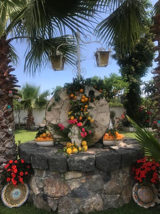 La Capanna Di Giuseppe E Maria Bed & Breakfast Taormina Bagian luar foto