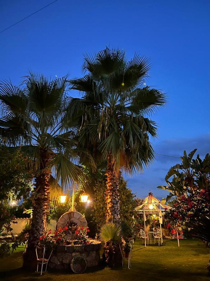 La Capanna Di Giuseppe E Maria Bed & Breakfast Taormina Bagian luar foto