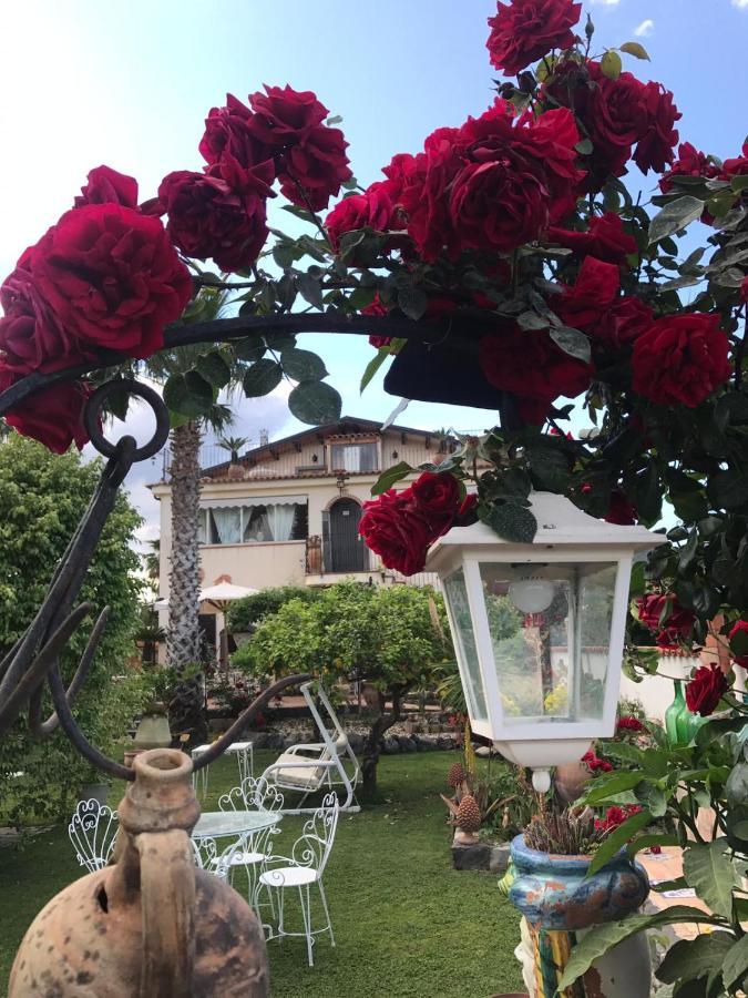 La Capanna Di Giuseppe E Maria Bed & Breakfast Taormina Bagian luar foto