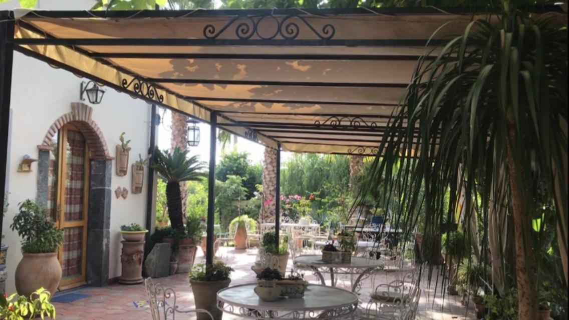 La Capanna Di Giuseppe E Maria Bed & Breakfast Taormina Bagian luar foto